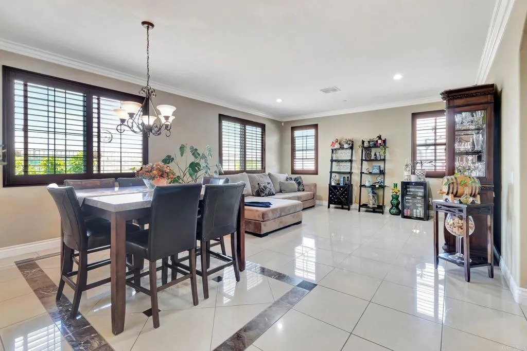 https://cdn.realtyfeed.com/cdn/127/306471057/4d003f26890b12b2a235b0ac9e4d15fc.webp