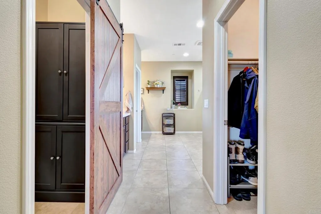 https://cdn.realtyfeed.com/cdn/127/306471057/ad20709de19b8e07a08748b044922988.webp