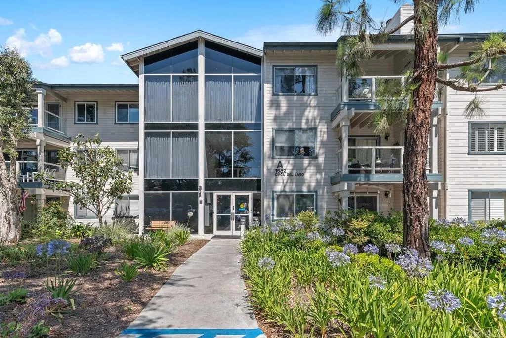 https://cdn.realtyfeed.com/cdn/127/306471095/45afcc27d9cb8258190c1023558c478b.webp