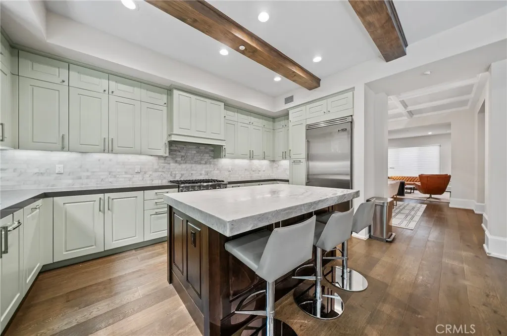 823 Bundy Drive UNIT 110, Los Angeles, CA, 90049