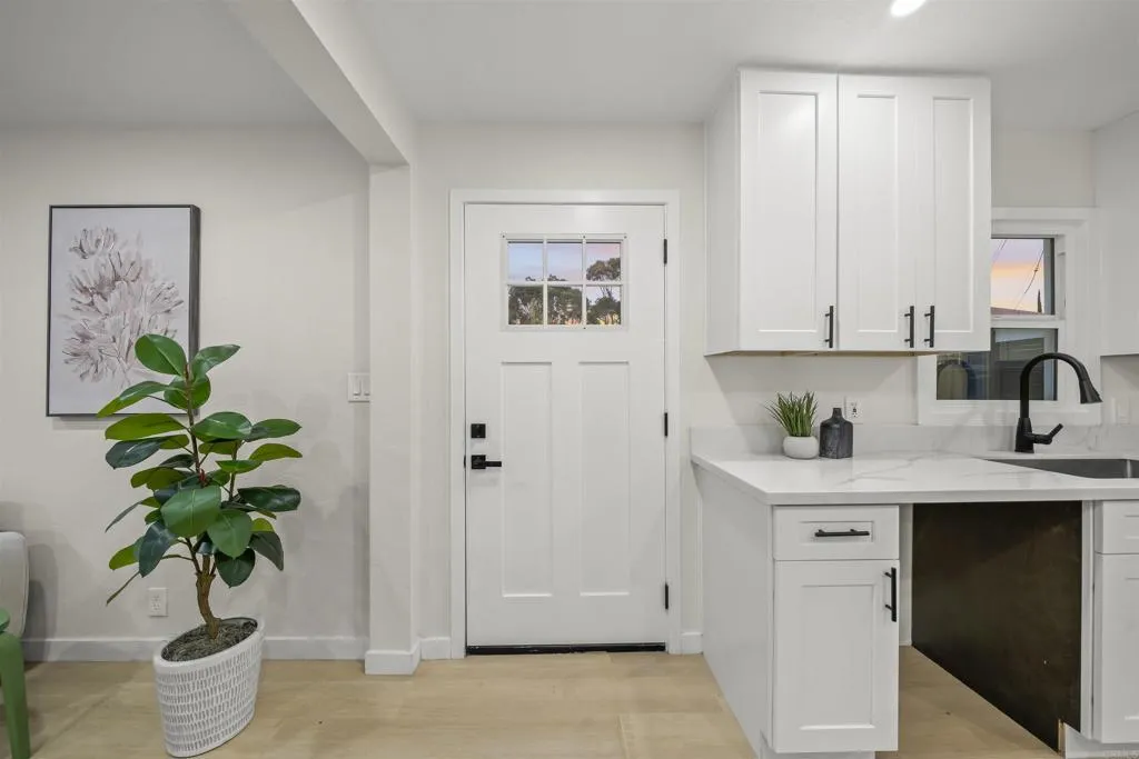 https://cdn.realtyfeed.com/cdn/127/306471211/0552e5418b7a5ddf44ba4d592f4eb4a4.webp