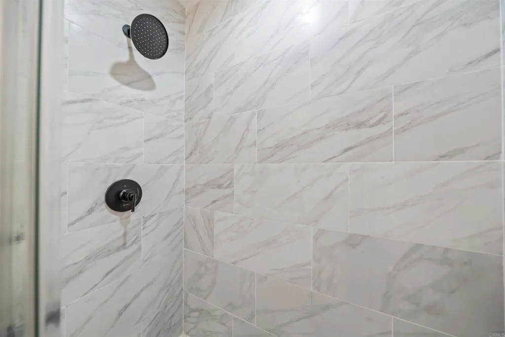 https://cdn.realtyfeed.com/cdn/127/306471211/16f19e932300c84bcbaa751e2e1967c8.webp