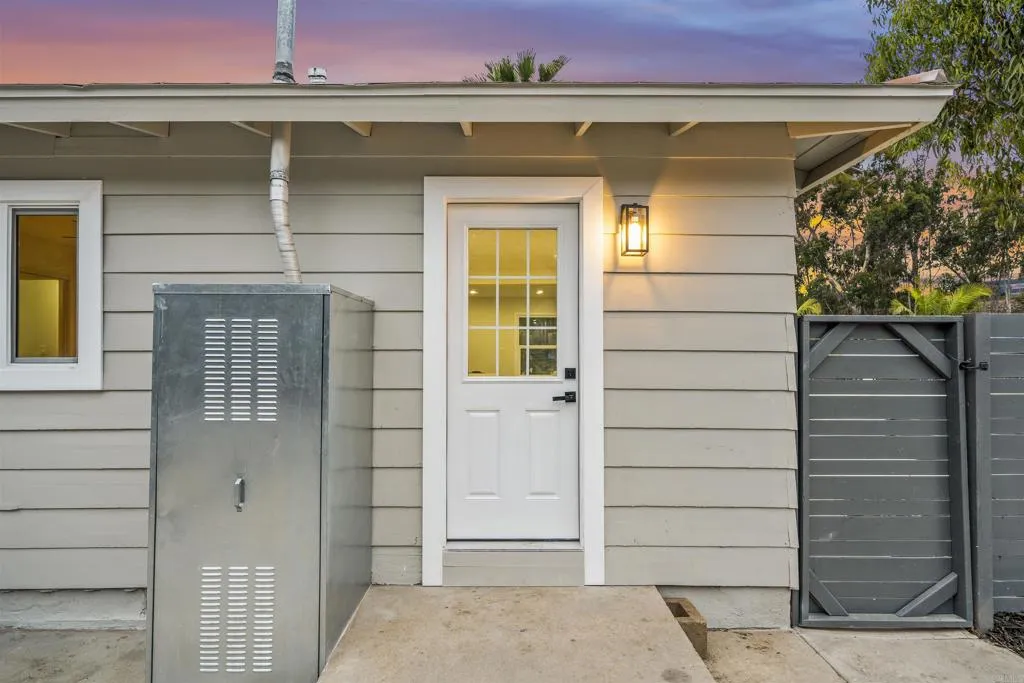 https://cdn.realtyfeed.com/cdn/127/306471211/358ff5d27f602b6e36dcbc6a44a99c6a.webp