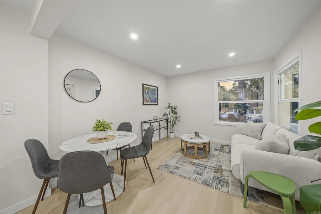 https://cdn.realtyfeed.com/cdn/127/306471211/b576a8658a1a704107dd5c18ad81b83e.webp