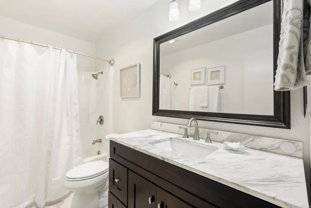 https://cdn.realtyfeed.com/cdn/127/306471286/3cf4bf1a3aa4d49159466bf8d471be74.webp