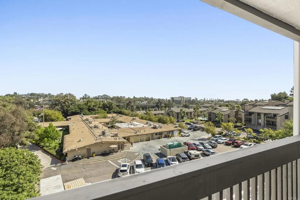 https://cdn.realtyfeed.com/cdn/127/306471286/f0bc28645c95d67eb5c46eb900d2fe6c.webp