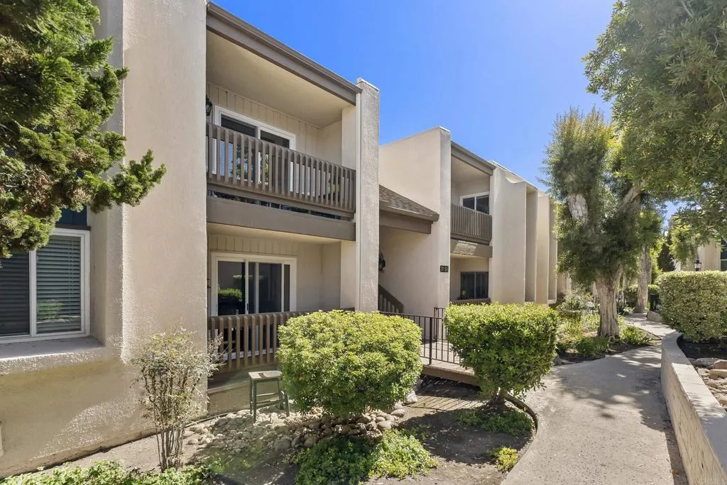 https://cdn.realtyfeed.com/cdn/127/306471286/f6e3d279456f478d99ebf995c709d5ea.webp