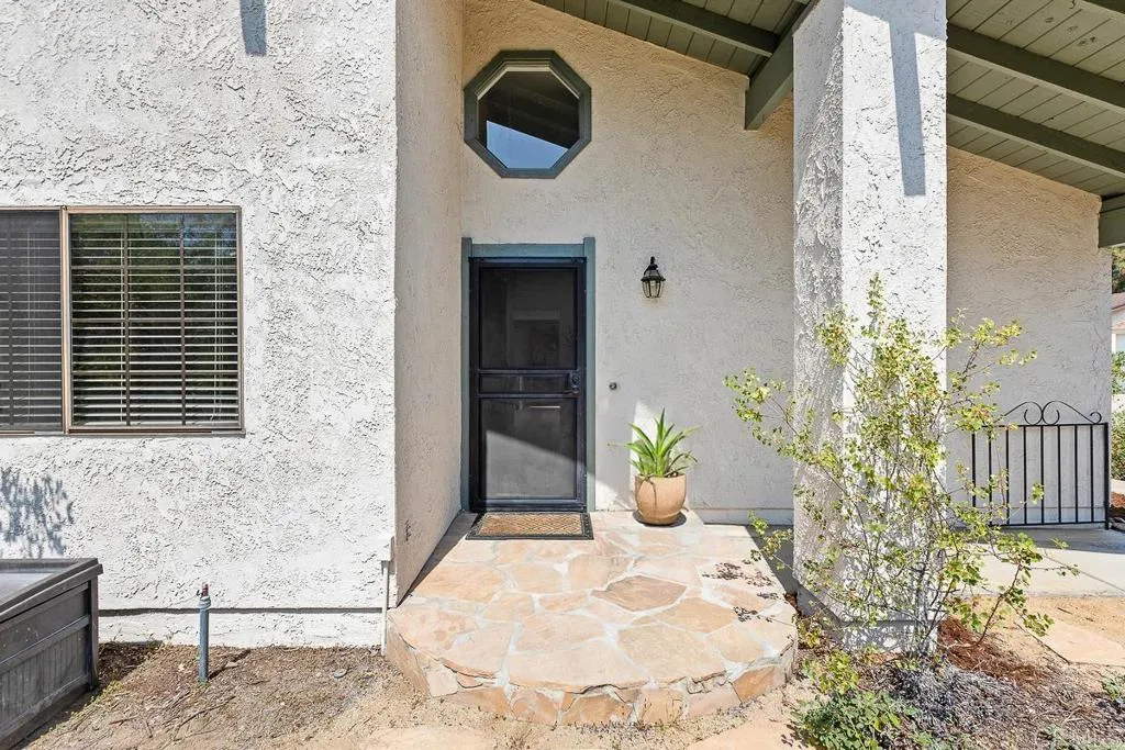 https://cdn.realtyfeed.com/cdn/127/306471321/ae2bc8f0c6eea01053d174841e7ed040.webp