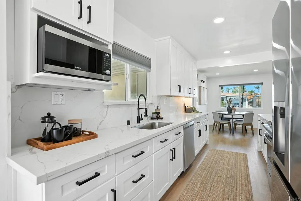 https://cdn.realtyfeed.com/cdn/127/306471422/00794987e62ca796cc0c2dceb3e67b3e.webp