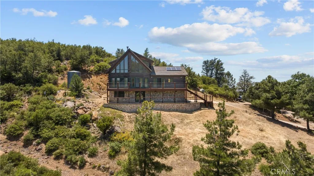 https://cdn.realtyfeed.com/cdn/127/306471473/61aba508f69526b62eb48c7cc5e0605e.webp