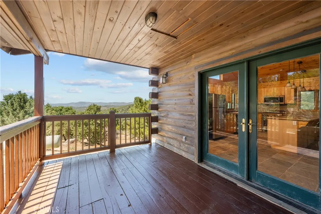 https://cdn.realtyfeed.com/cdn/127/306471473/f533fb54358610643e20e1079ff310fa.webp