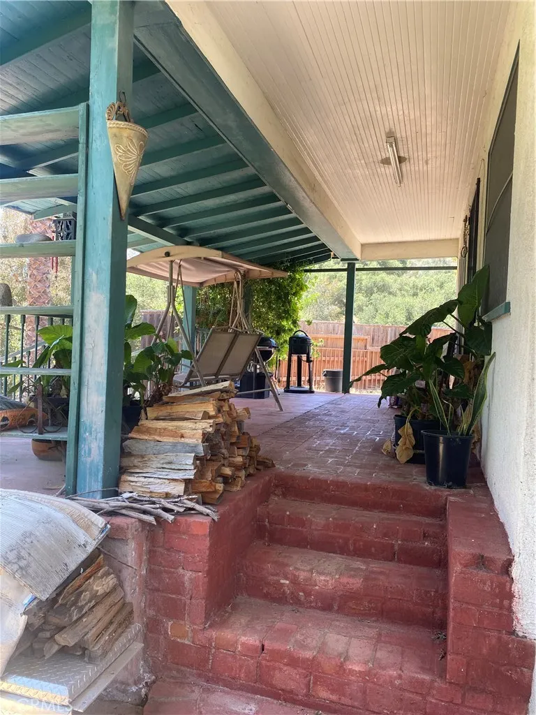 https://cdn.realtyfeed.com/cdn/127/306471577/43ddc62a07a7c4940c27cbc032a3f935.webp