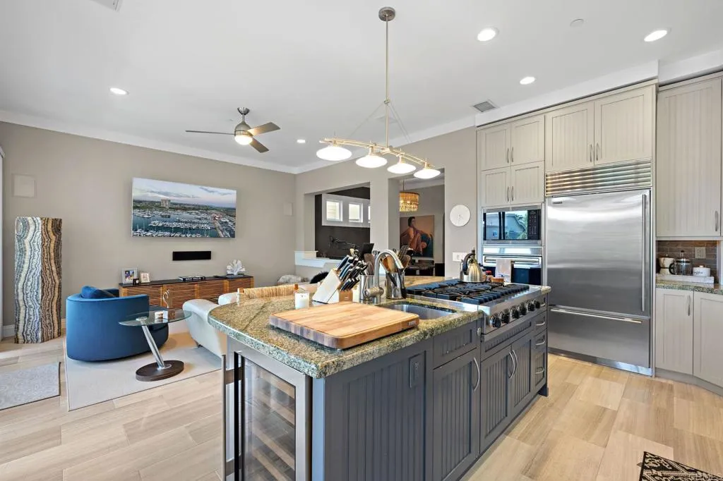 https://cdn.realtyfeed.com/cdn/127/306471595/6d7cad6ae0d5f1cf352b01fab5ca83b3.webp