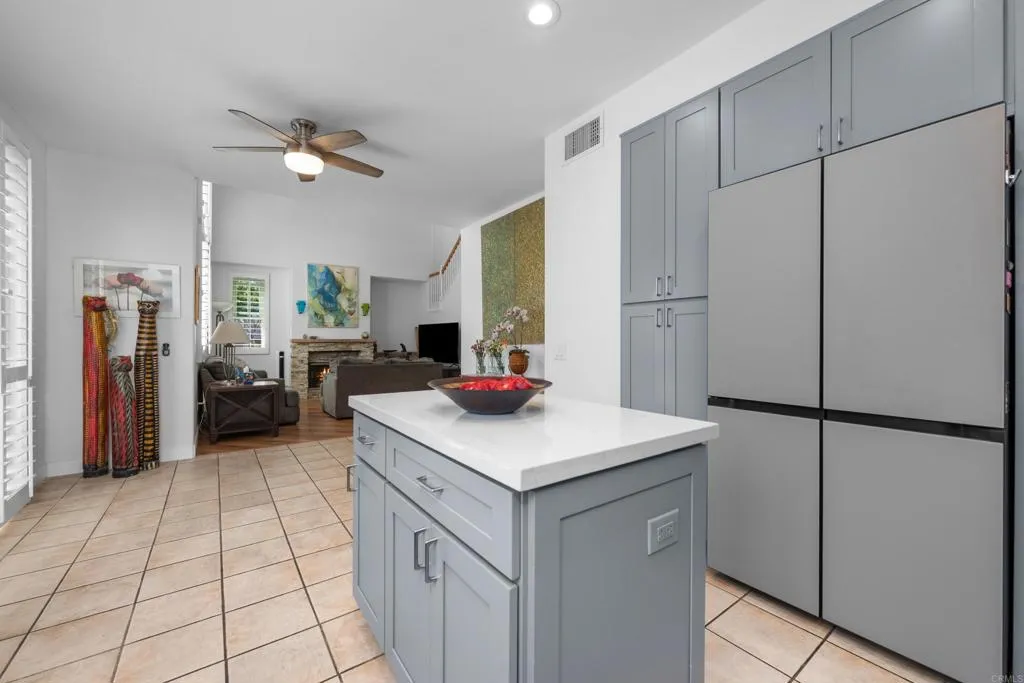 https://cdn.realtyfeed.com/cdn/127/306471633/23356be8215813405d1bd5bb99b6f978.webp