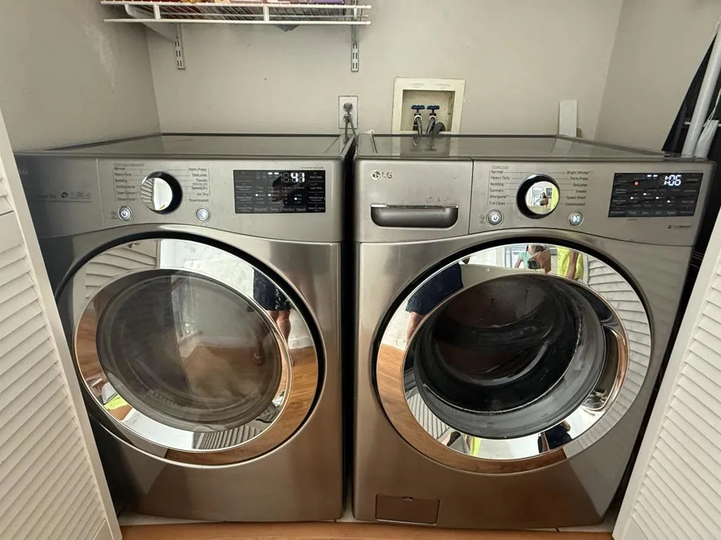 https://cdn.realtyfeed.com/cdn/127/306471633/39bc84d63728ea7b229b1c16f5e3d7b6.webp