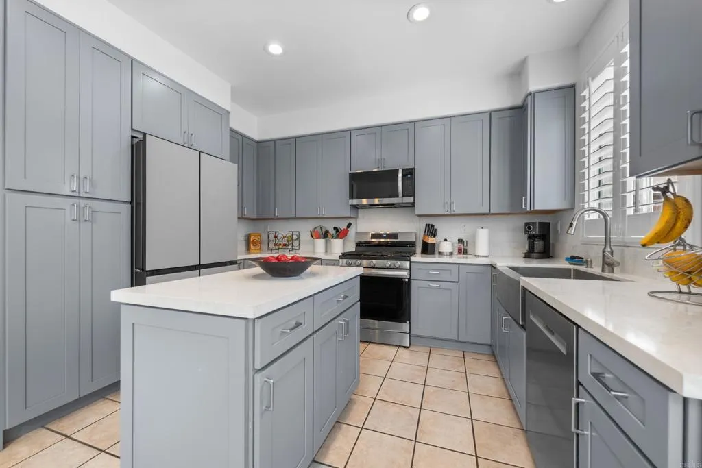 https://cdn.realtyfeed.com/cdn/127/306471633/639b37302e4f676960253930f1d2cf2b.webp