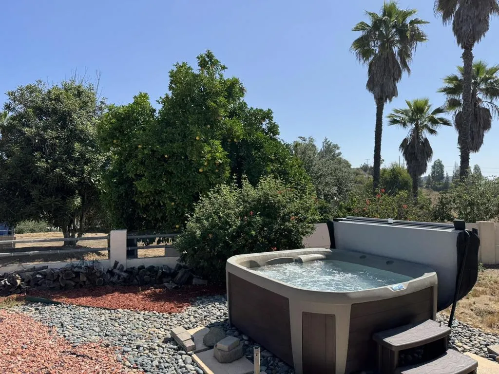 https://cdn.realtyfeed.com/cdn/127/306471713/0d3c227b62e34650c8bb0825e09d1a8f.webp