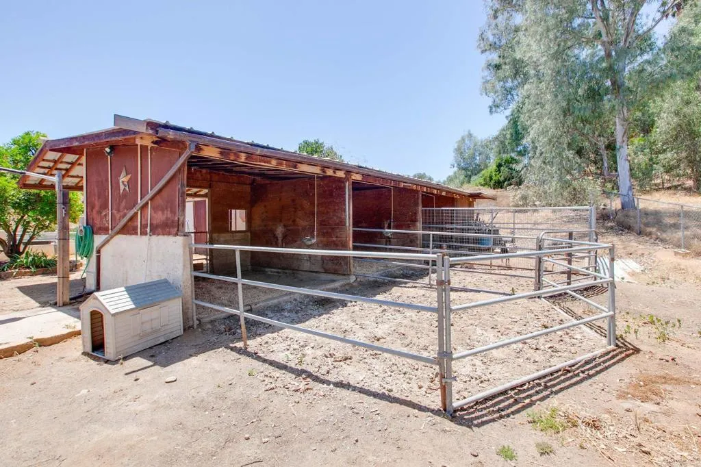 https://cdn.realtyfeed.com/cdn/127/306471713/4e589f5e4aabfd344cac50a63f9e495c.webp