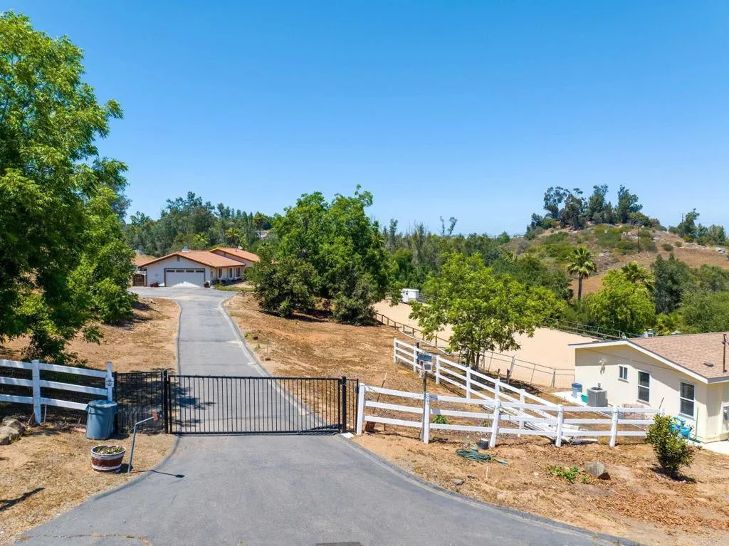 https://cdn.realtyfeed.com/cdn/127/306471713/53b2daadd934b8e3a1fb395d75021224.webp