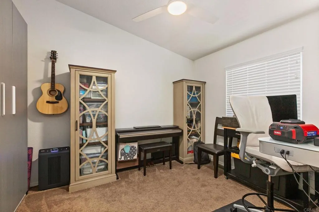 https://cdn.realtyfeed.com/cdn/127/306471713/64cc9bb5280a98fd54a0877d2a6320fc.webp