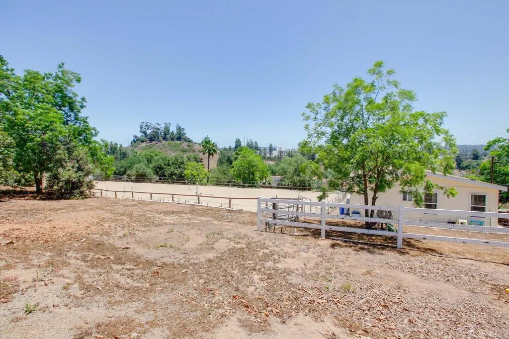 https://cdn.realtyfeed.com/cdn/127/306471713/bc87a0dff58e3f3c676346810fb02971.webp