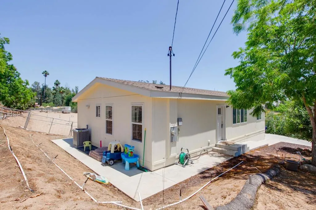 https://cdn.realtyfeed.com/cdn/127/306471713/f60f7fe231e22d1242a5f61a5ead0470.webp