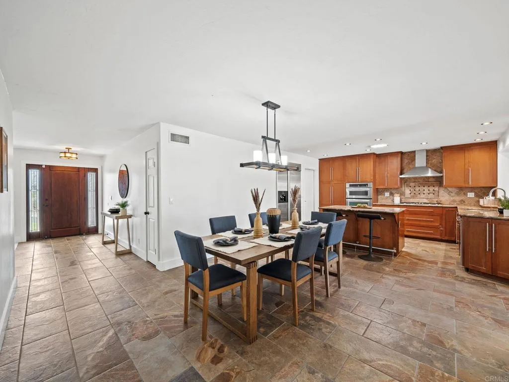 https://cdn.realtyfeed.com/cdn/127/306471746/6a03b0d3acf248db0006c5e4791a698a.webp