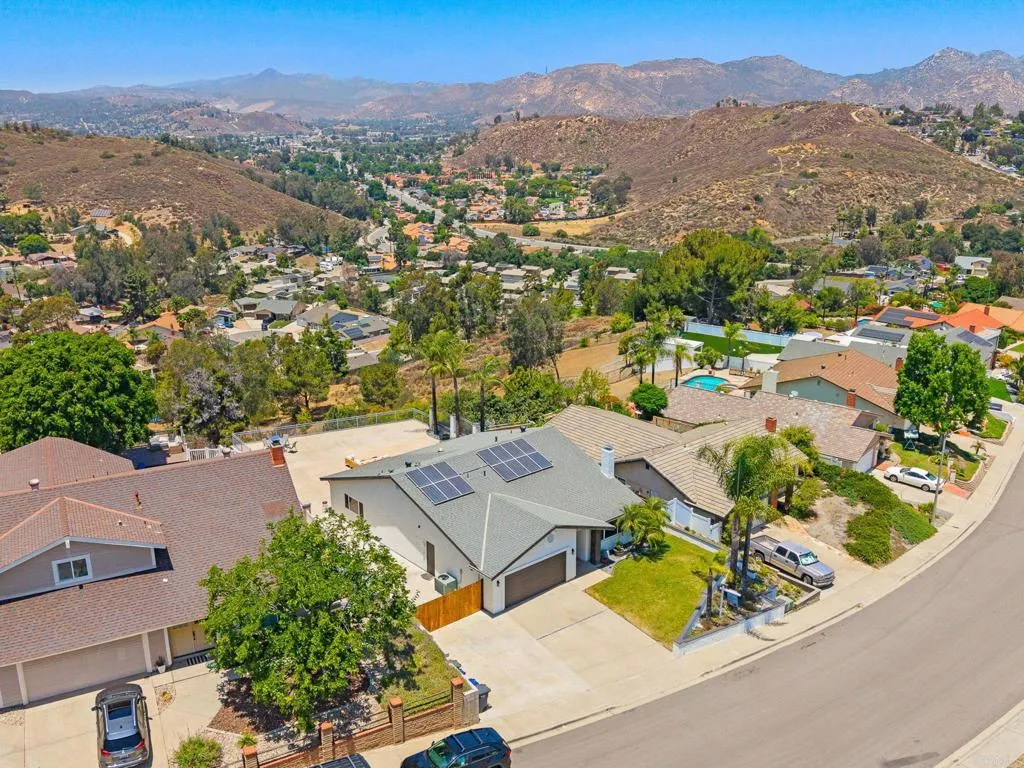 https://cdn.realtyfeed.com/cdn/127/306471746/7096f9a72430fe01b8e75b22a7a3d448.webp