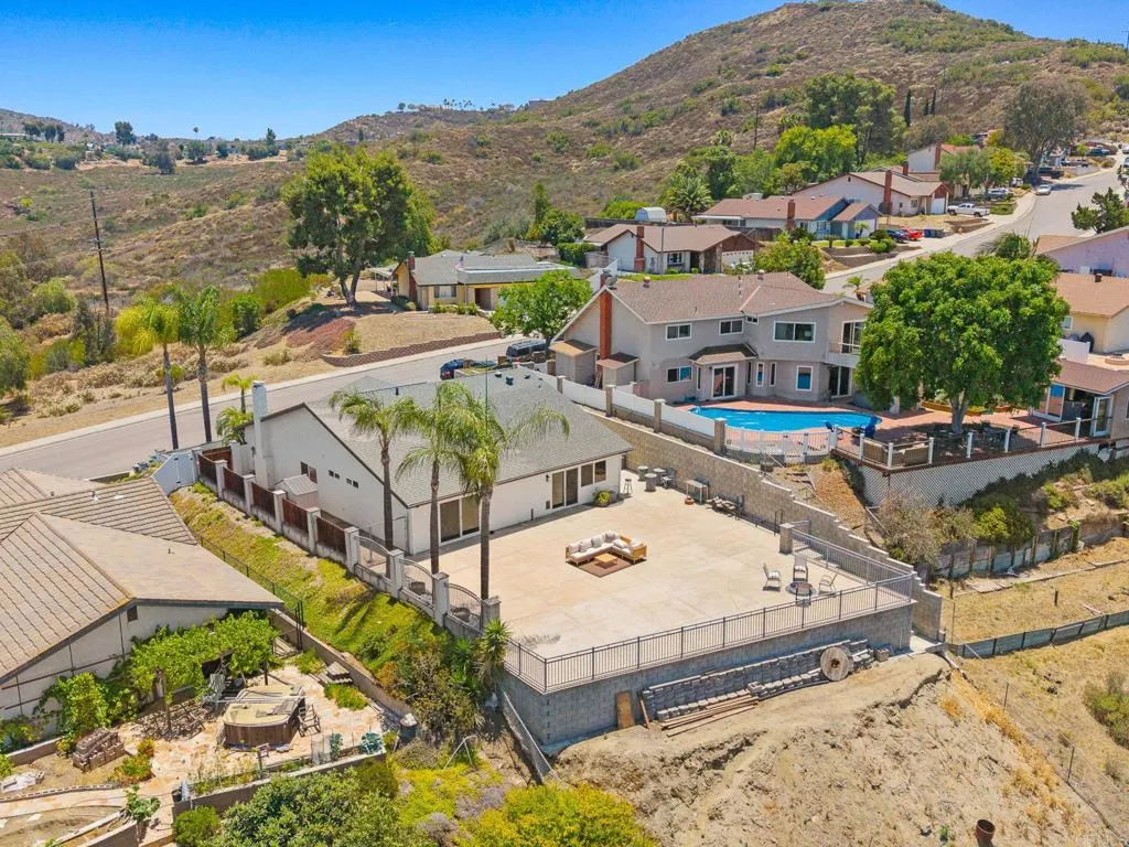 https://cdn.realtyfeed.com/cdn/127/306471746/97235523e87df7a7f0573af39d6d8575.webp