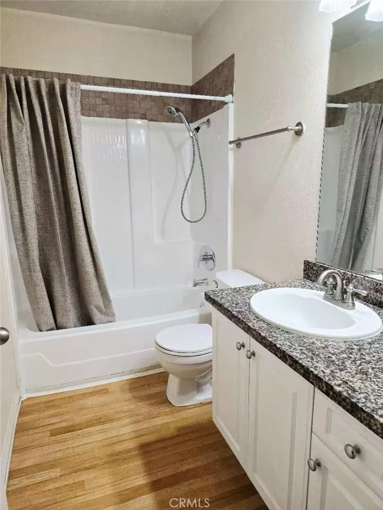 Photo #9: SW25138073 Listing: Photo #9