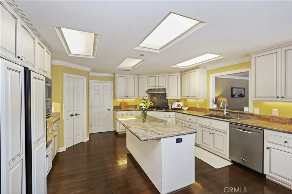 https://cdn.realtyfeed.com/cdn/127/306471818/06a9c42087122d024b04c0da0922fddf.webp