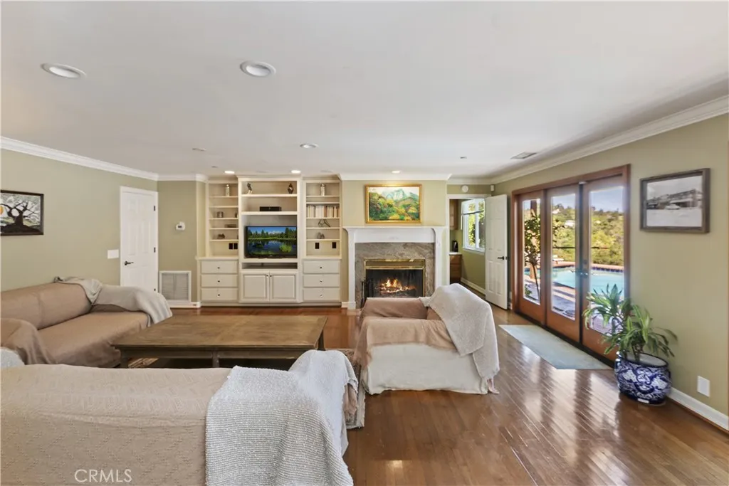 https://cdn.realtyfeed.com/cdn/127/306471818/754a8b211ef5dd6c75b57e8514d13538.webp