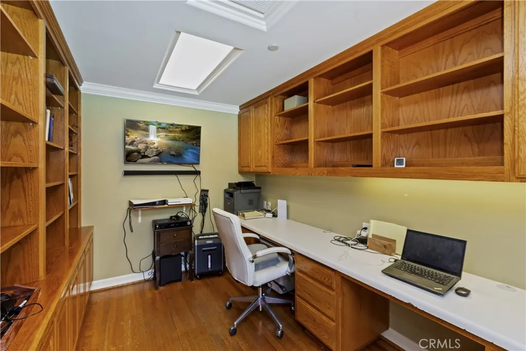 https://cdn.realtyfeed.com/cdn/127/306471818/7af9a16082915254344acd0289e42e99.webp