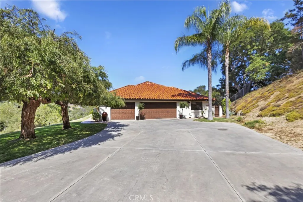 https://cdn.realtyfeed.com/cdn/127/306471818/b97a3923bb2de36538bc23ca40fa3a0c.webp