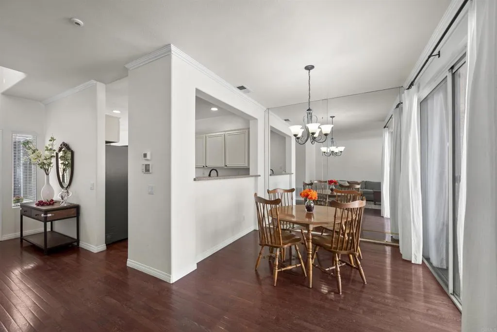 https://cdn.realtyfeed.com/cdn/127/306471828/6cd98d7e8f0b09e750c260aeb802e63d.webp