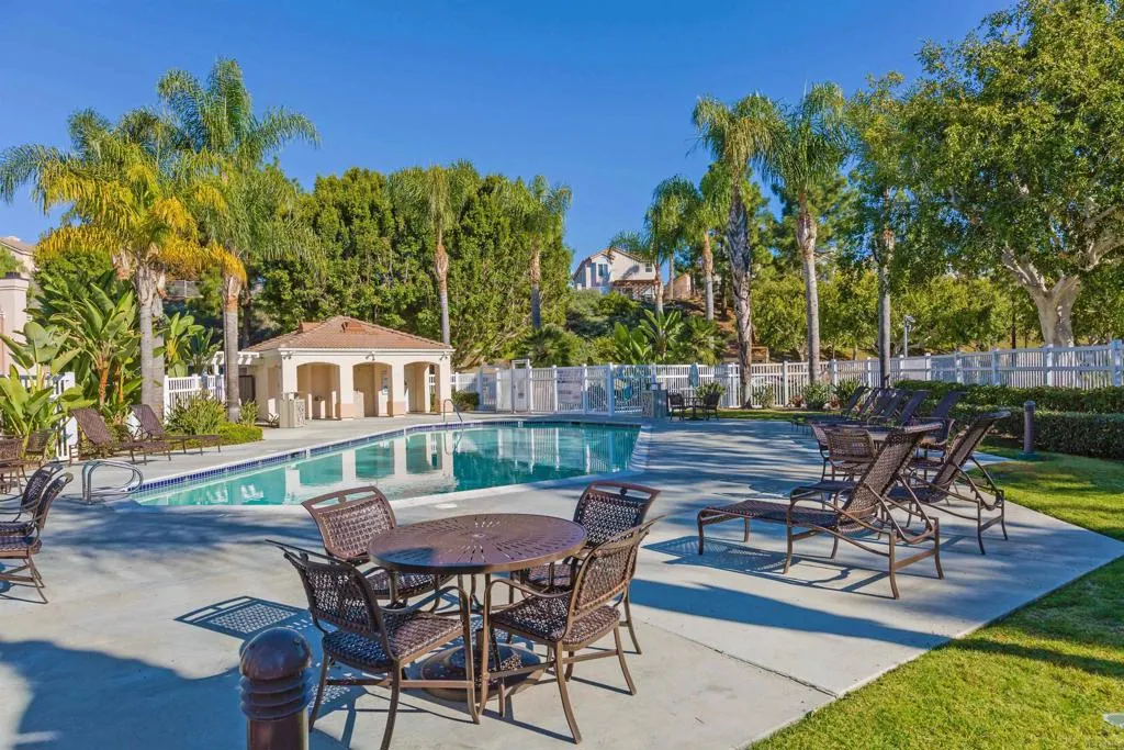 https://cdn.realtyfeed.com/cdn/127/306471828/e7a2323c0756500a73ae52e1397ffbab.webp