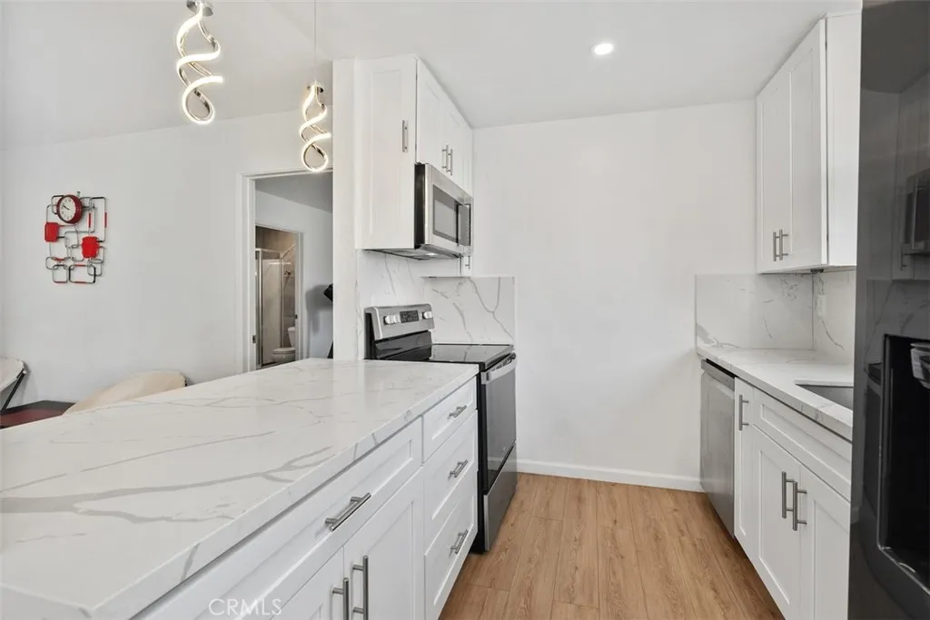 Photo #11: IV25138202 Listing: Photo #11