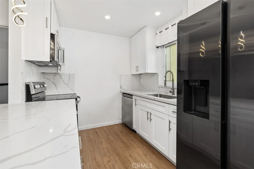 https://cdn.realtyfeed.com/cdn/127/306471887/7872c645a6ddb10346d4ba4f438d29cc.webp