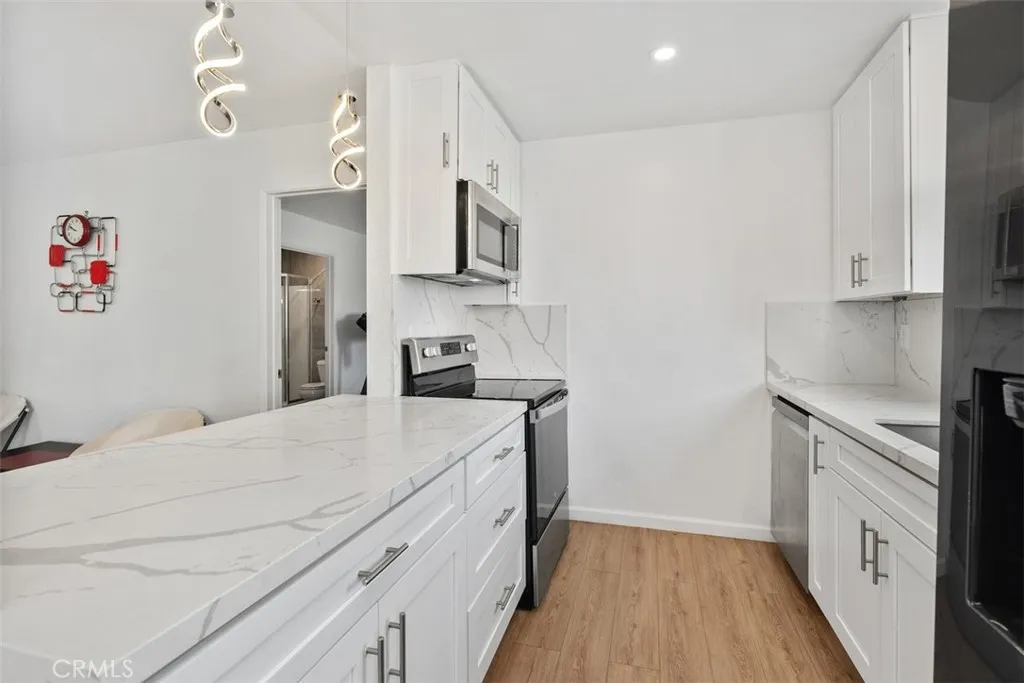 https://cdn.realtyfeed.com/cdn/127/306471887/83d81aef8e689f177ab1923c88f7fd6b.webp