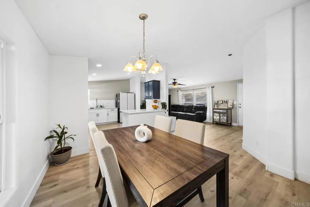 https://cdn.realtyfeed.com/cdn/127/306471955/2fc1164f4097b82d9fd3cb943f933536.webp