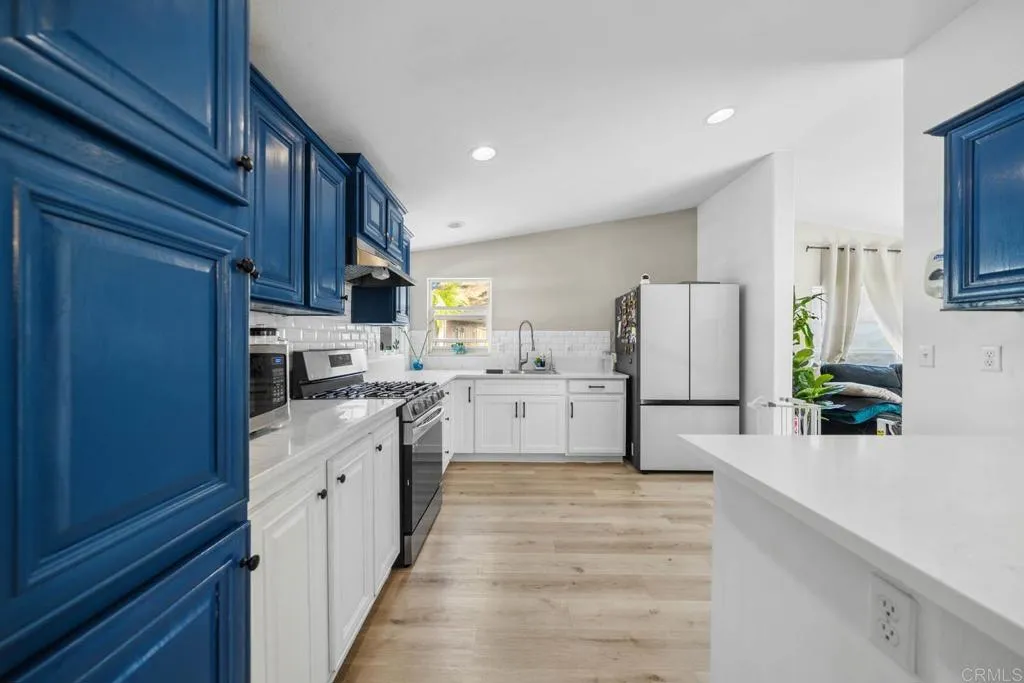 https://cdn.realtyfeed.com/cdn/127/306471955/f952dbb5a49953f60b6badd54a392e41.webp