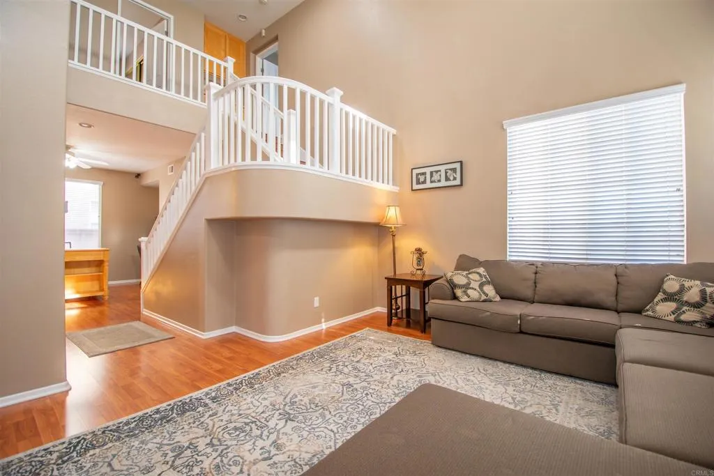 https://cdn.realtyfeed.com/cdn/127/306472098/f4bd23db60a1f7122c0f1886e30ad11d.webp