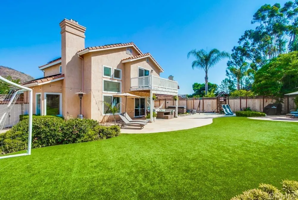 https://cdn.realtyfeed.com/cdn/127/306472153/71fa484c26153672fd5c1f06444ad0c0.webp
