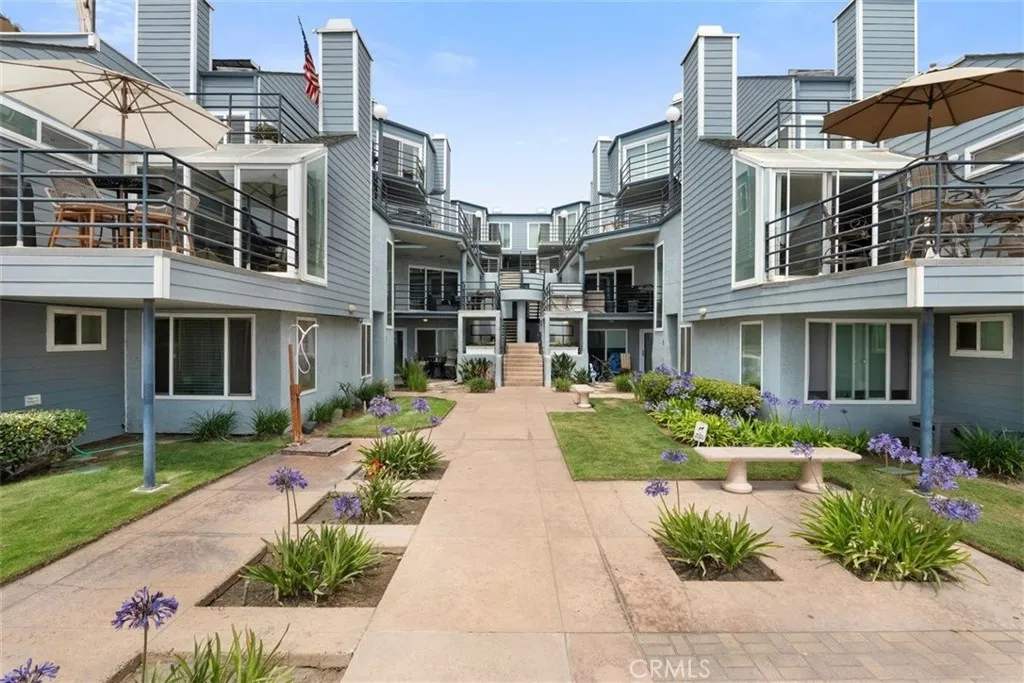https://cdn.realtyfeed.com/cdn/127/306472170/3cd08646688ea093198935cb35cdac32.webp