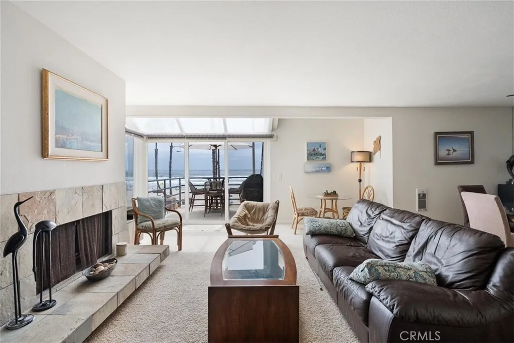 https://cdn.realtyfeed.com/cdn/127/306472170/4fa18500e900761c125a5e11ba1dcb20.webp