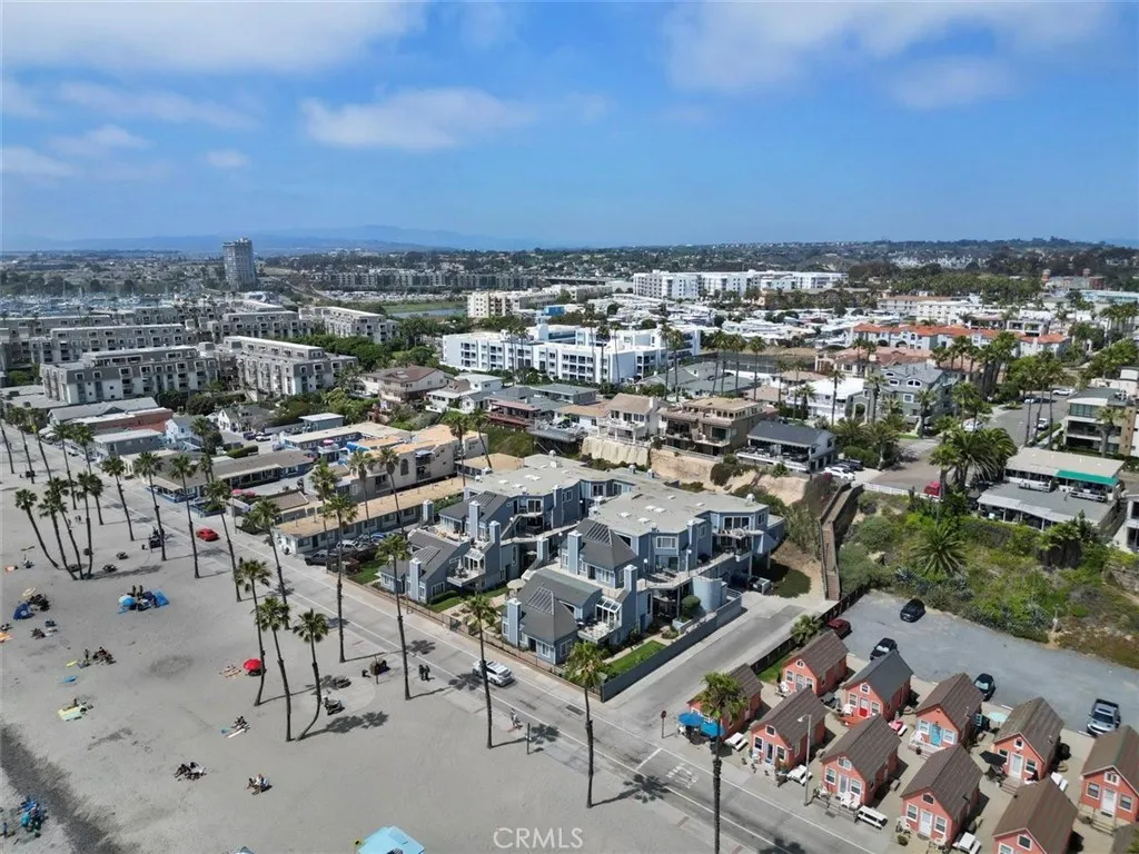 https://cdn.realtyfeed.com/cdn/127/306472170/b75668fff1151d9ca695b342b7b540ae.webp