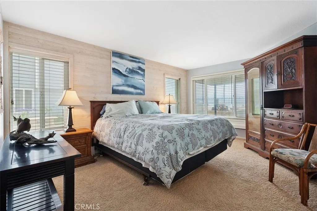 https://cdn.realtyfeed.com/cdn/127/306472170/bb7e05f6af43c14acece31e5c72e5ba5.webp