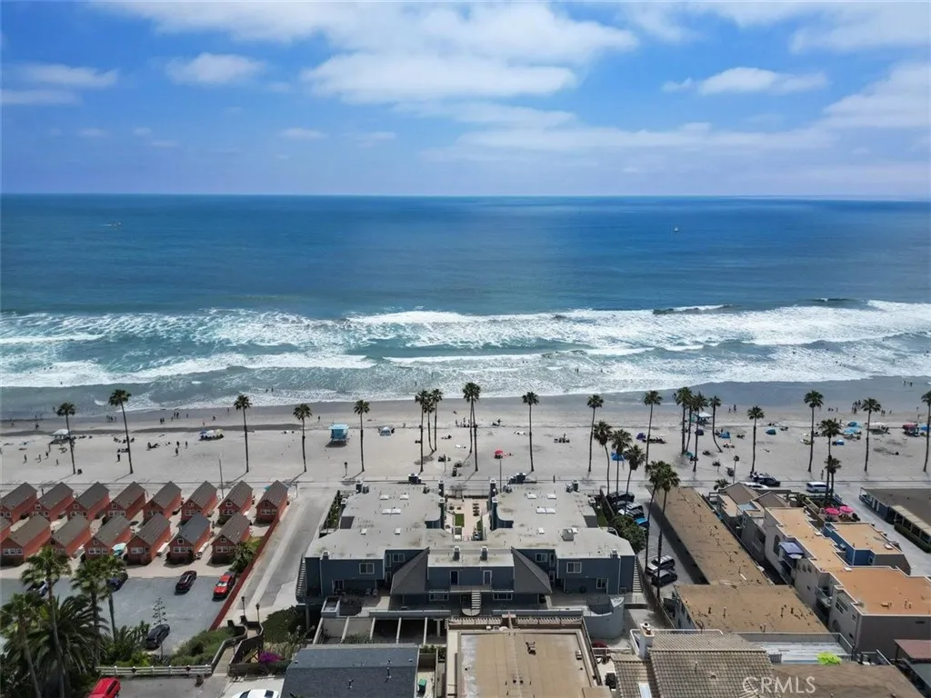 https://cdn.realtyfeed.com/cdn/127/306472170/bca41cbca46b0f2e0e4df3a1102ee194.webp