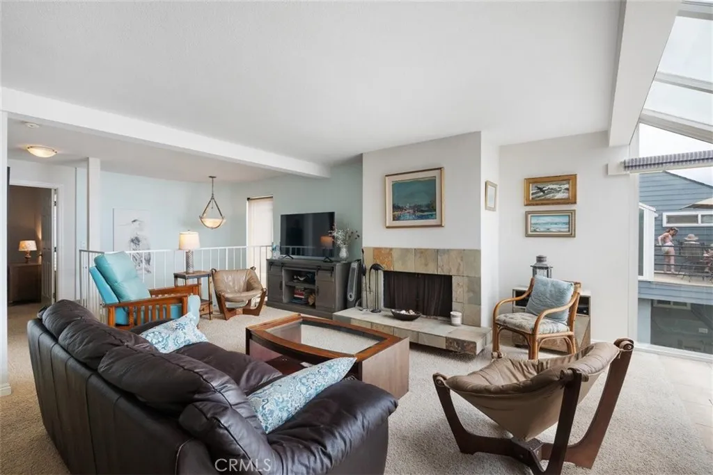 https://cdn.realtyfeed.com/cdn/127/306472170/e161e98280331408f964e81f2a7b7e4f.webp