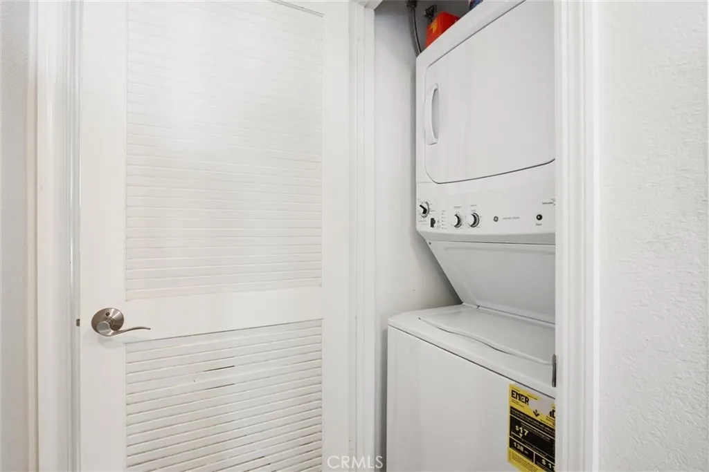 https://cdn.realtyfeed.com/cdn/127/306472170/e7f06f907e1acb09e8fe0b5cb5824e6b.webp